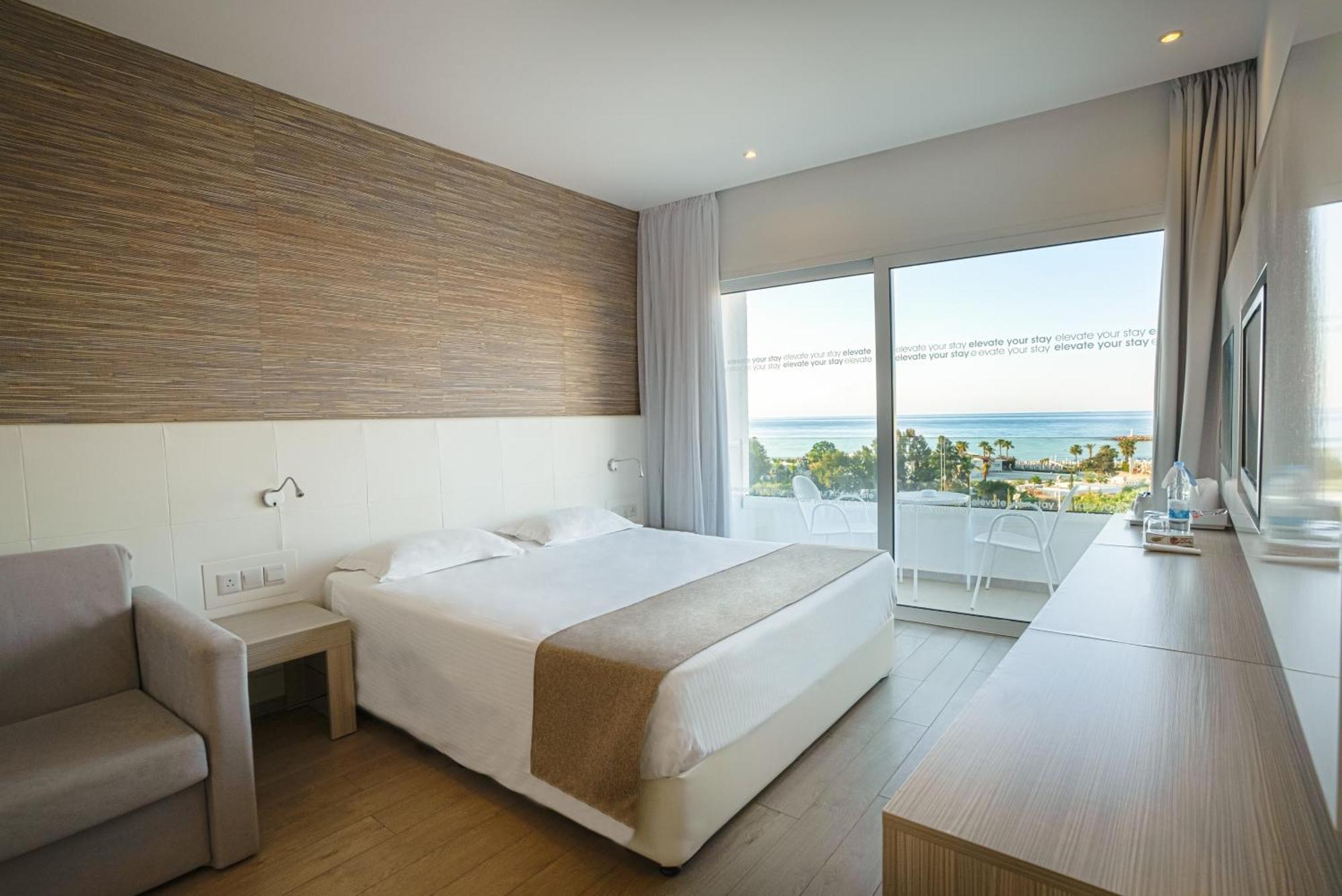 Margadina Hotel Ayia Napa Esterno foto